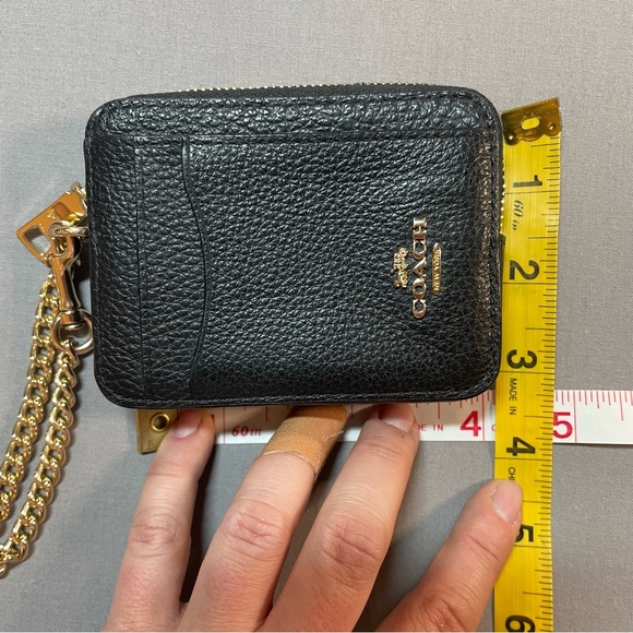 Coach Zip Card Case Wallet w/ Chain; Black Pebbled Leather with Gold Hardware - Picture 11 of 12